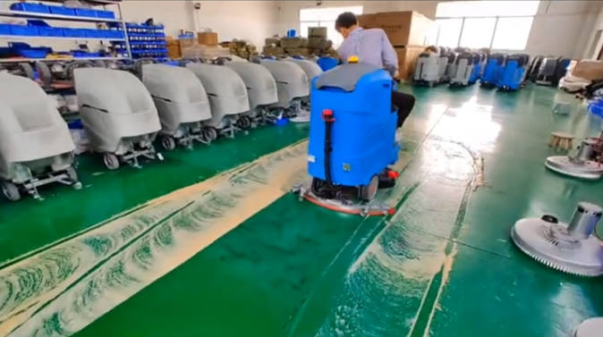 嘉兴2023年还在用人工的物业保洁不妨试试洗地机吧